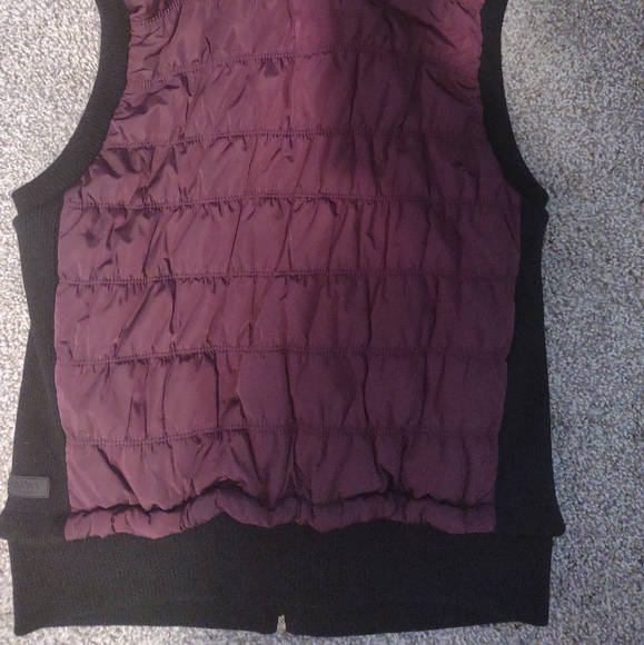 Calvin Klein vest - Picture 4 of 7